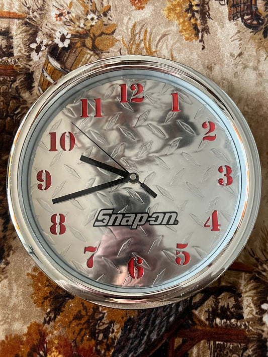 Snap-On Clock